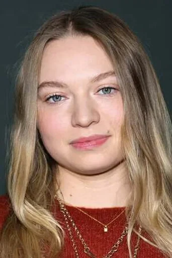 Mia Threapleton